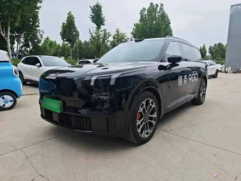 Lynk & Co 900 2.0T Ultra 2025