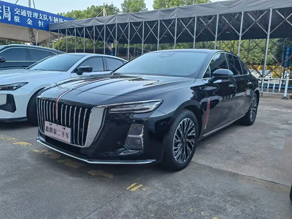 Hongqi H5 2.0T Automatic Smart Connect Flag Smooth Edition 2024