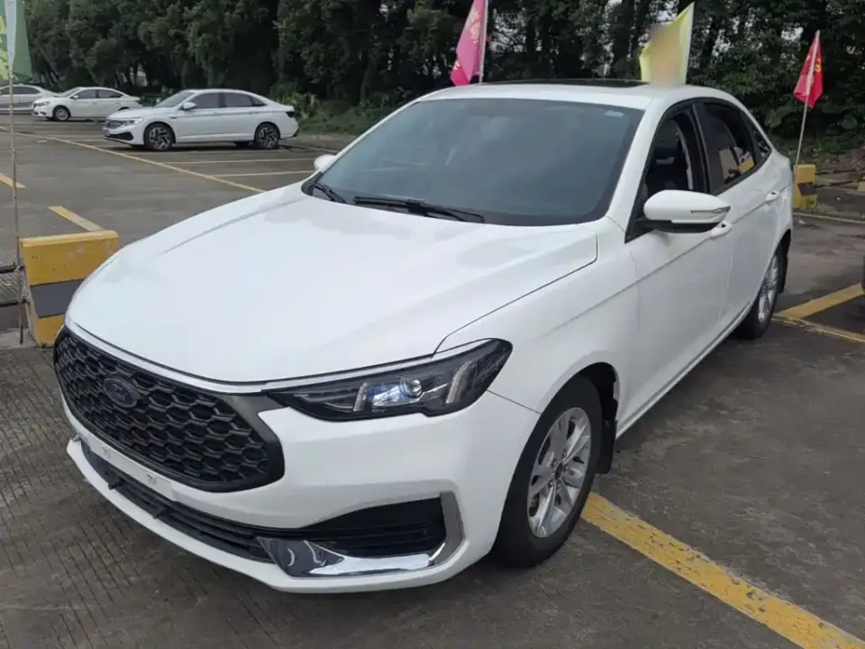 Ford Escort 1.5L Automatic Platinum Edition 2022
