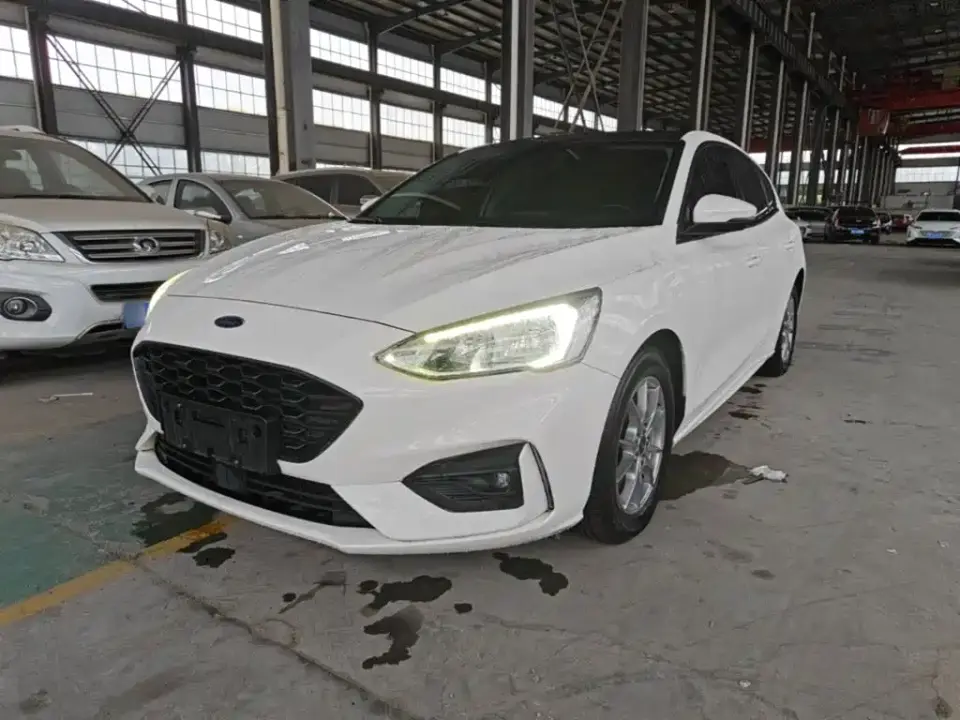 Ford Focus Hatchback EcoBoost 180 Auto Trend Edition 2020