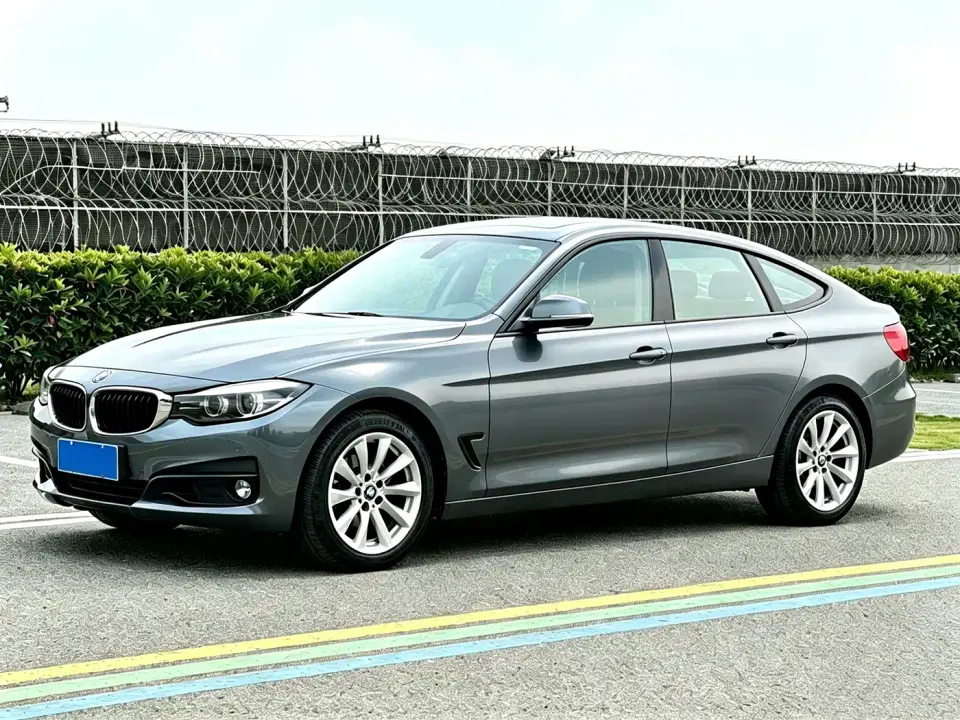 BMW 3 Series GT 320i Fashion 2019
