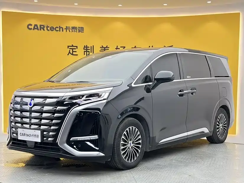 Denza D9 DM-i 970 AWD Flagship 2023