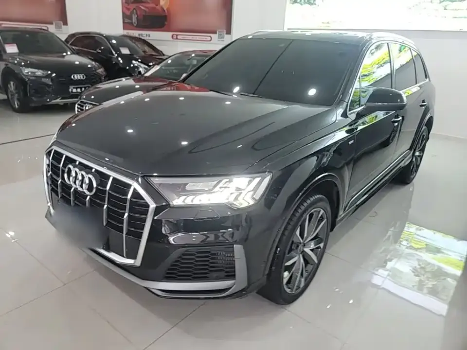 Audi Q7 55 TFSI quattro S line Sport 2024