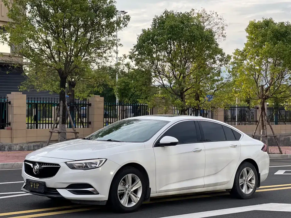 Buick Regal 20T Elite China VI 2020