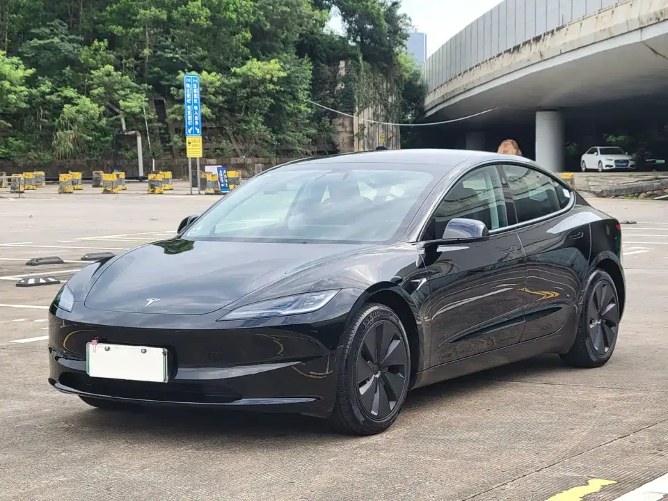 Tesla Model 3 Rear-Wheel Drive 2024