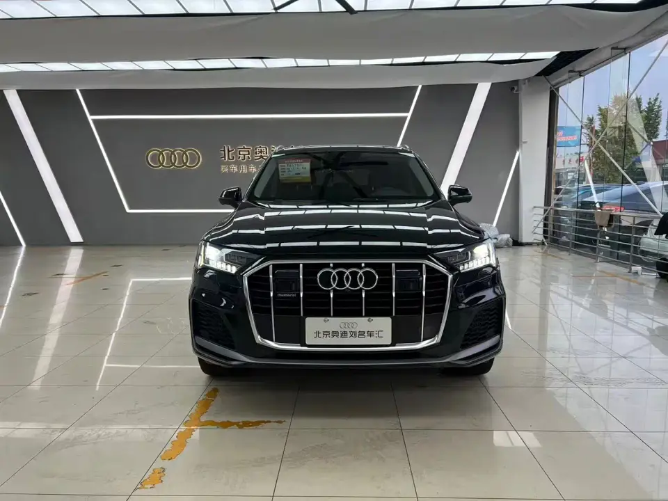 Audi Q7 55 TFSI quattro S line Sport 2021