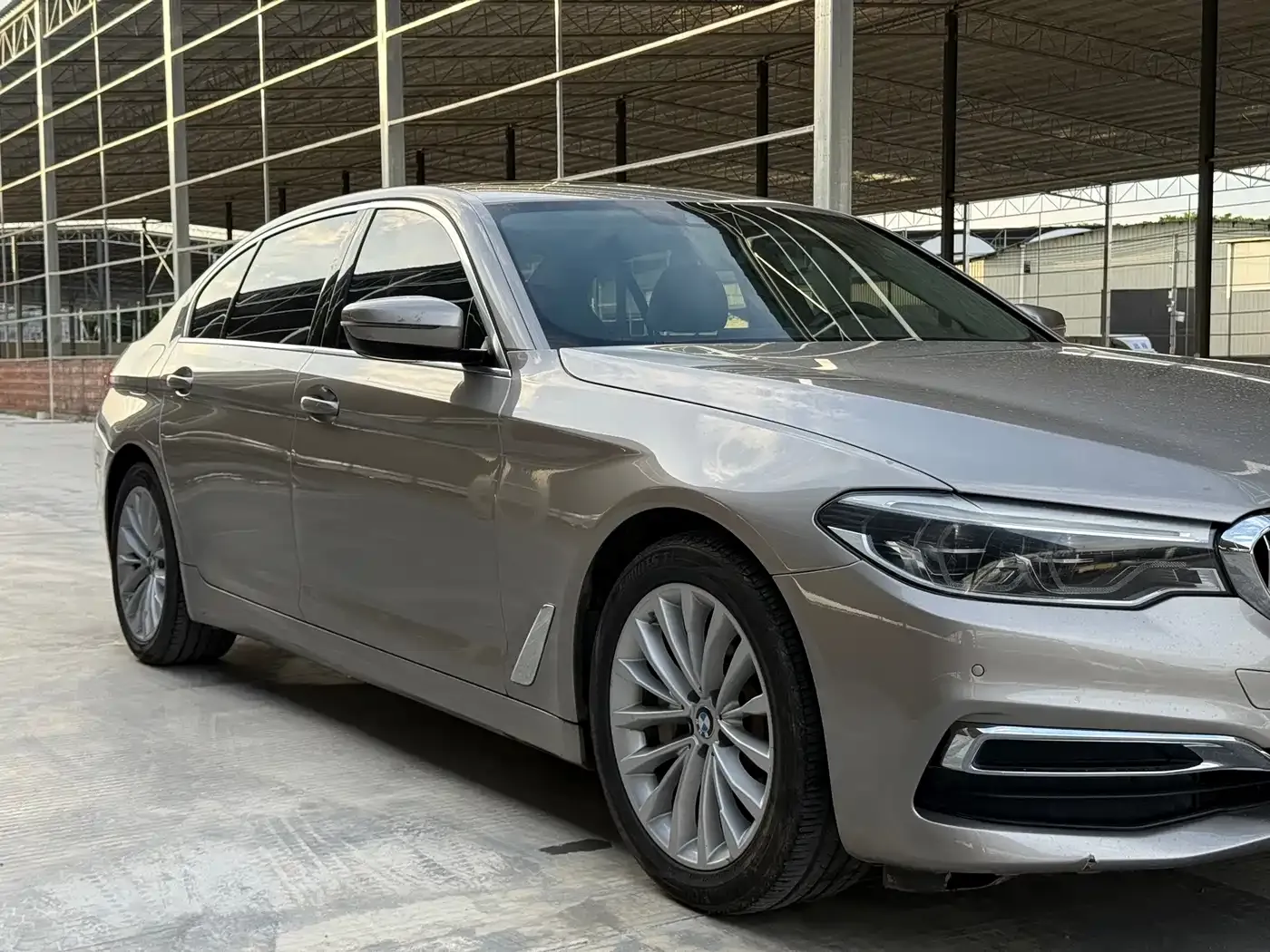 BMW 5 Series New Energy 530Le Luxury Package 2020 — фото 14