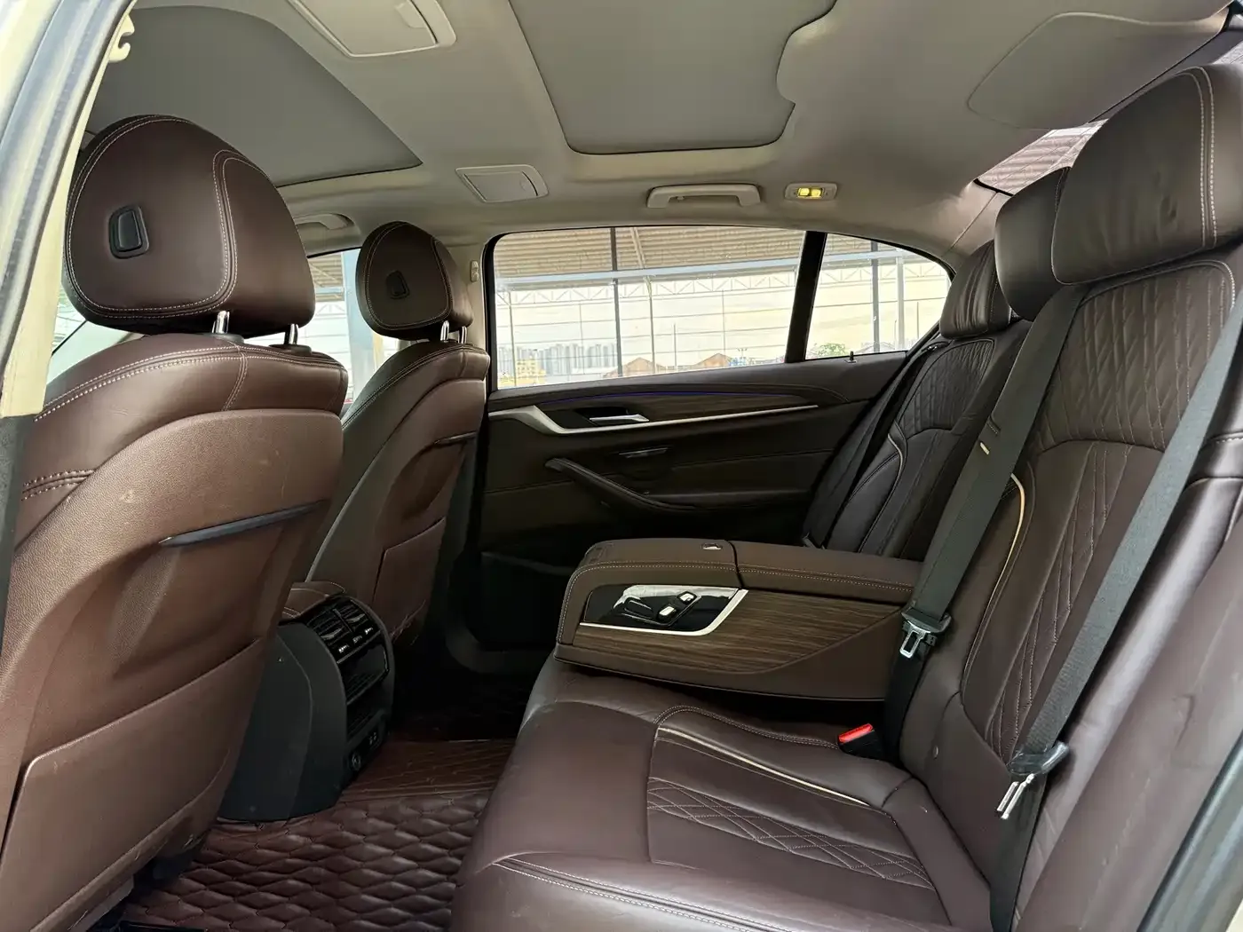 BMW 5 Series New Energy 530Le Luxury Package 2020 — фото 19