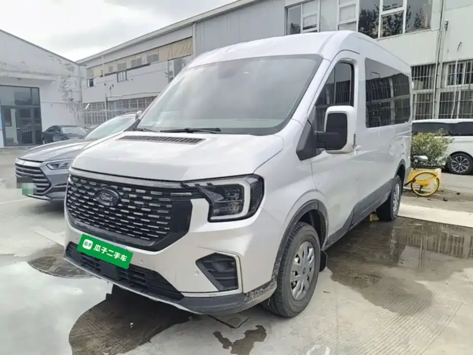 Ford Transit T8 T8 2.3T Diesel Manual Mid-wheelbase Mid-roof 9-seater Business Travel Version (2/2/2/3) 2024