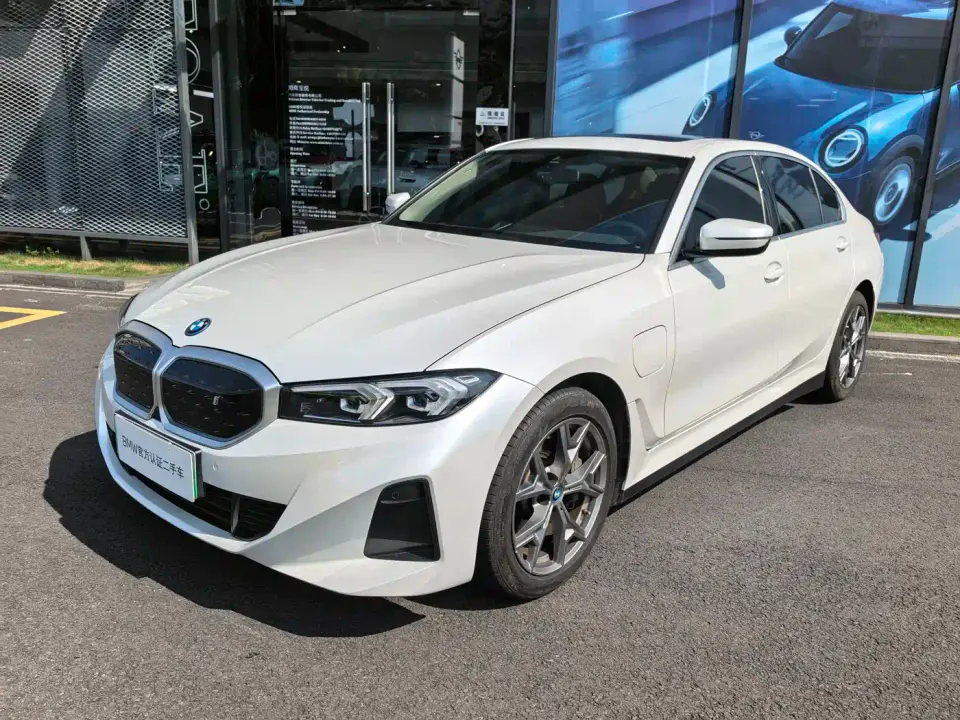 BMW i3 eDrive 35 L 2024