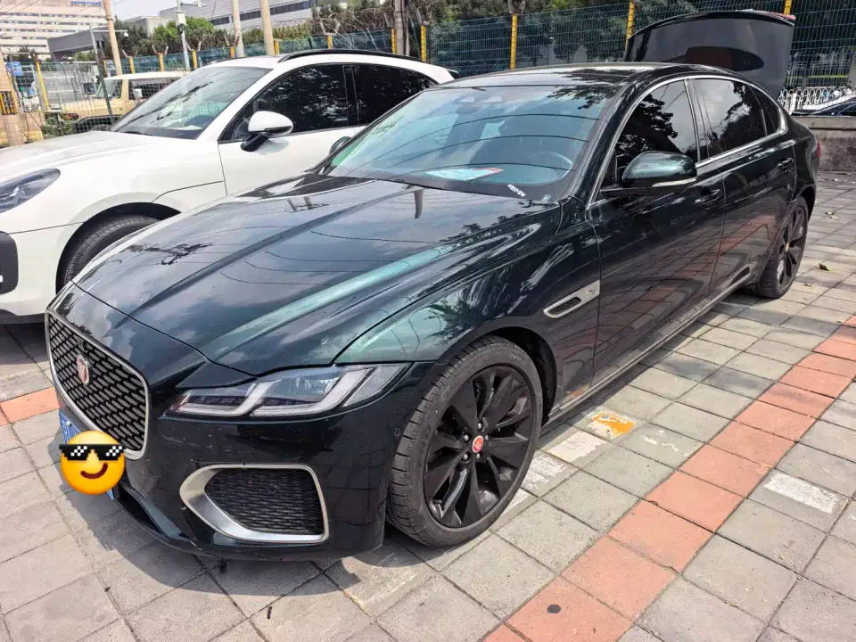 Jaguar XFL 2.0T P250 2WD Premium Luxury 2025