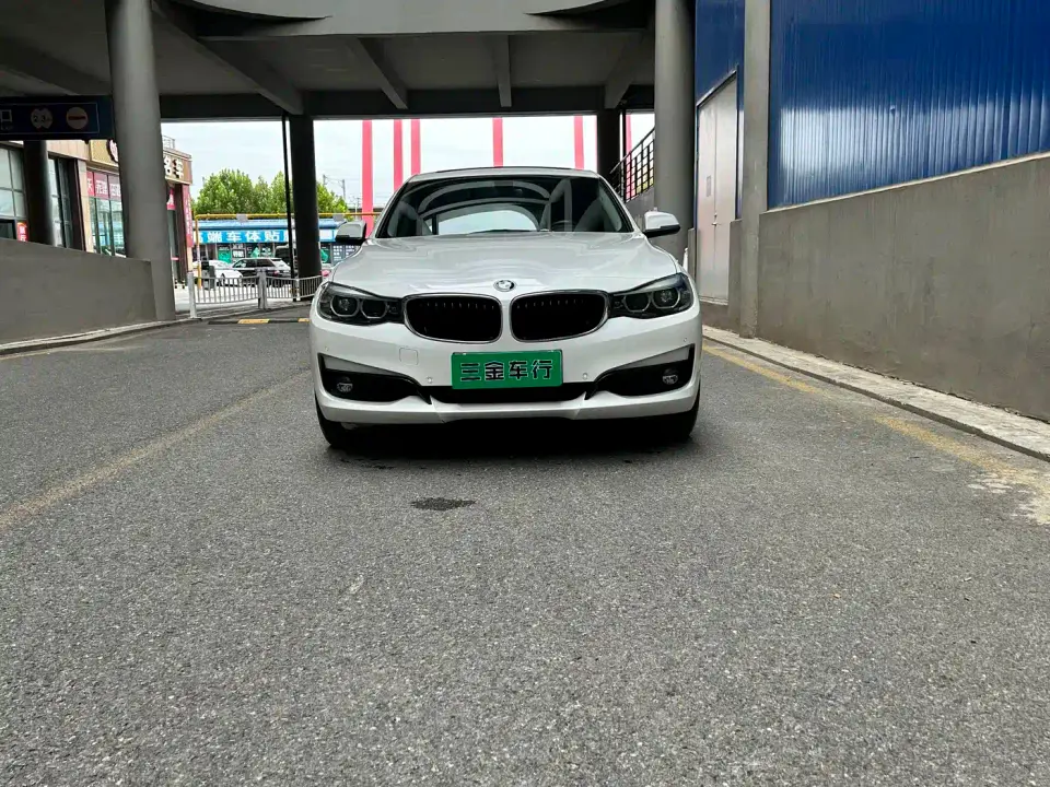 BMW 3 Series GT 320i Fashion 2019