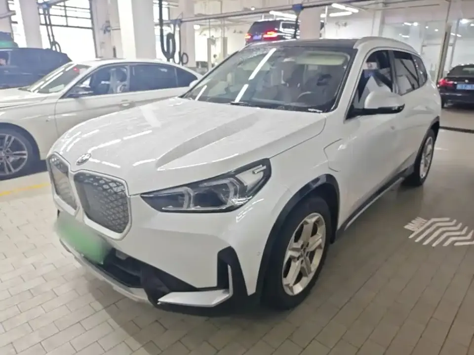 BMW iX1 eDrive25L X Design Package 2024