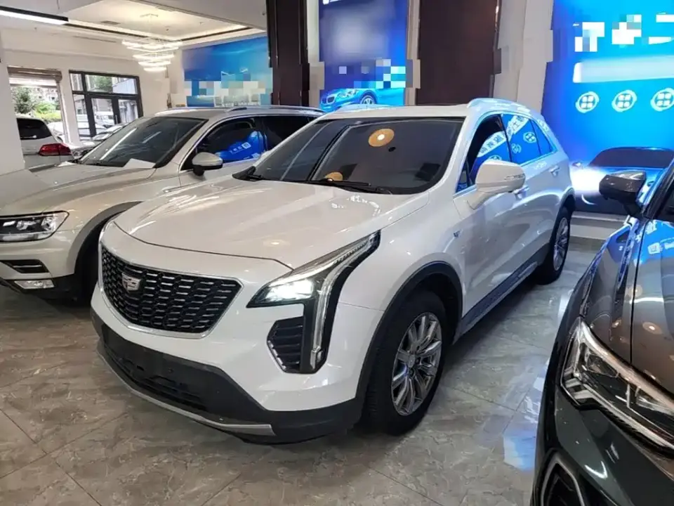 Cadillac XT4 28T FWD Leading Trim 2020
