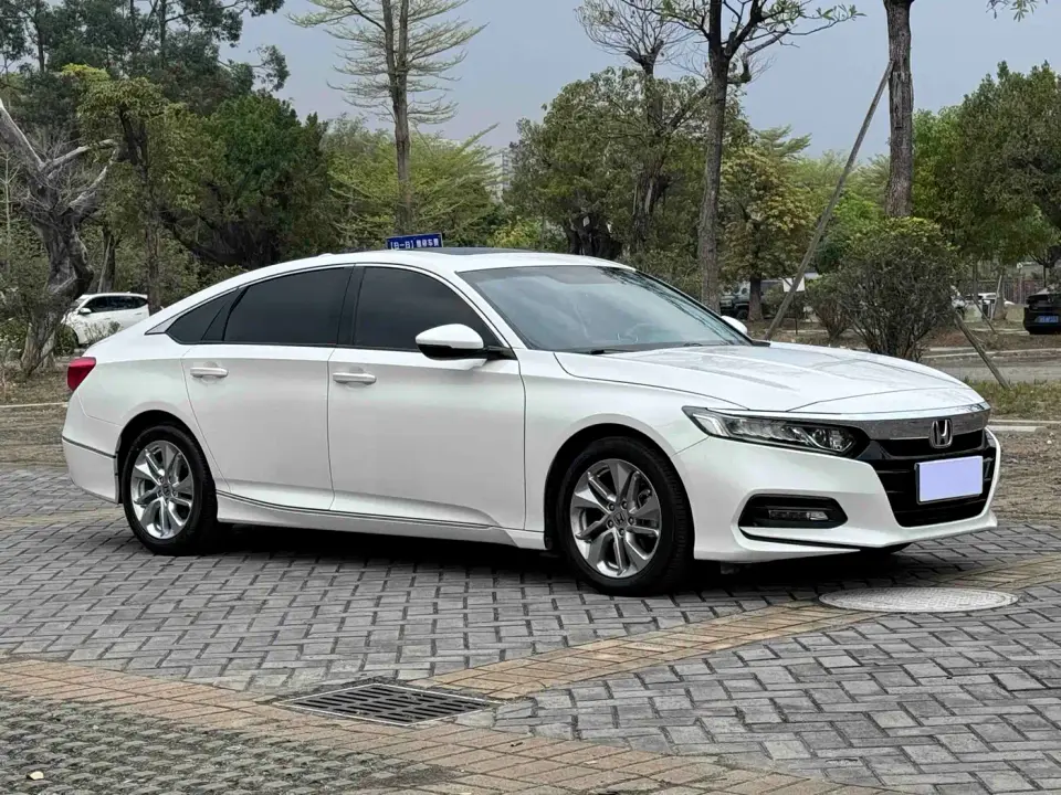 Honda Accord 260TURBO Elite Edition China V 2020