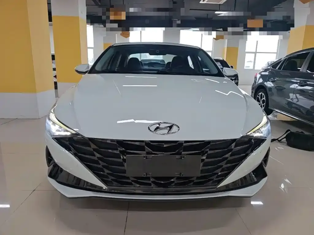 Hyundai Elantra 1.5L CVT GLX Elite Edition 2022 — фото 3