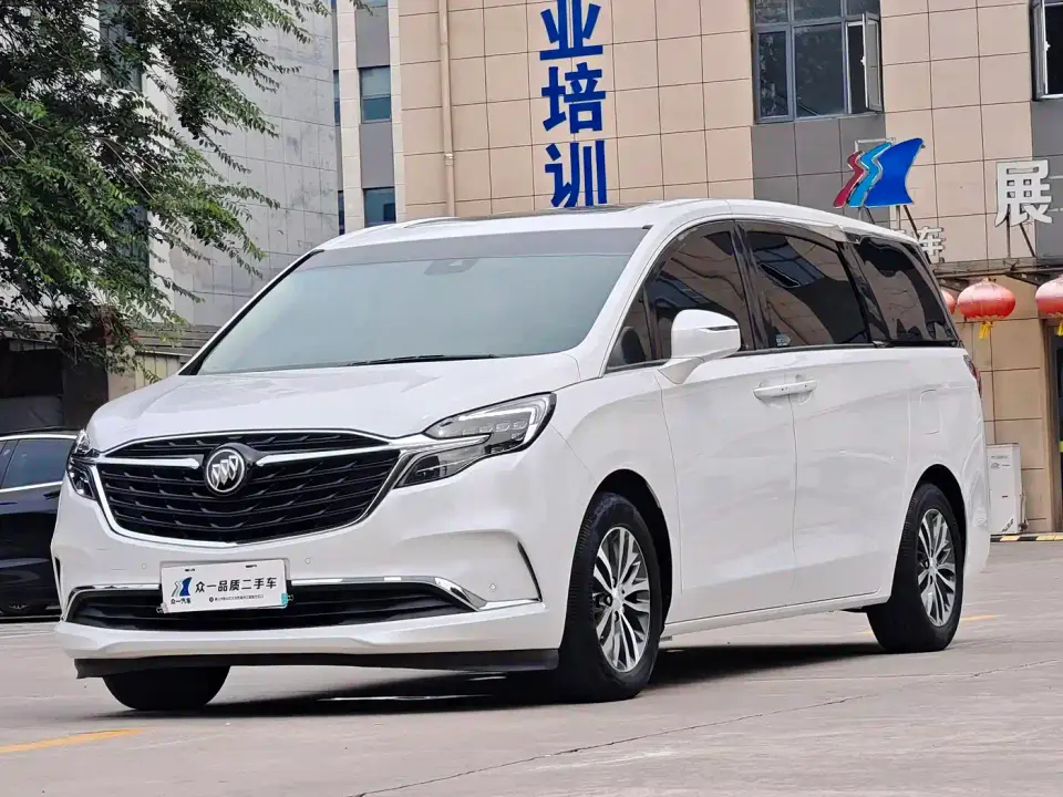 Buick GL8 ES Landmark 653T Premium 2022