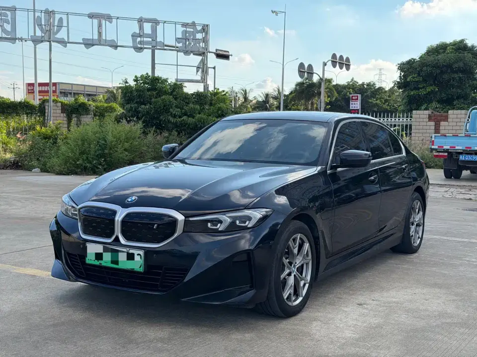 BMW i3 eDrive 35 L 2024