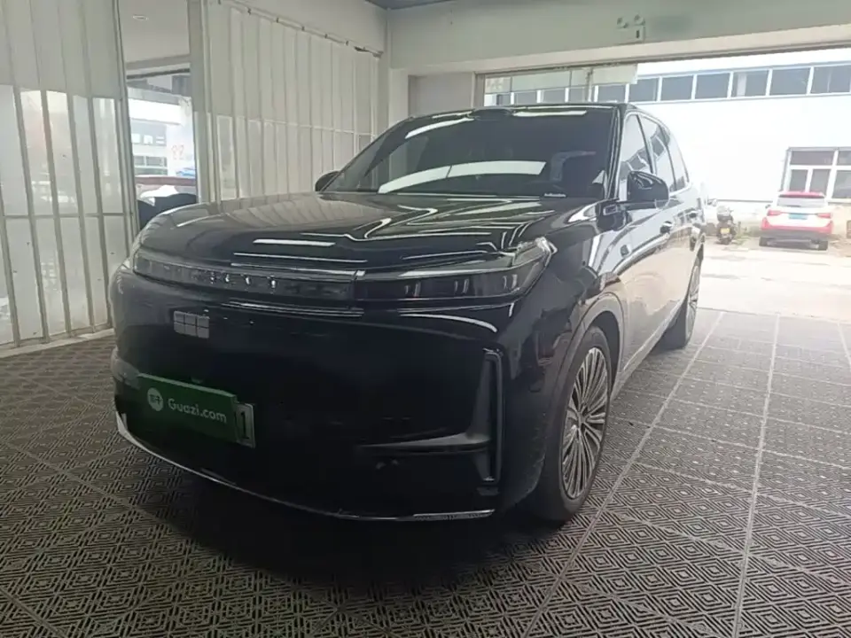Geely Galaxy Galaxy M9 Base Model 2025