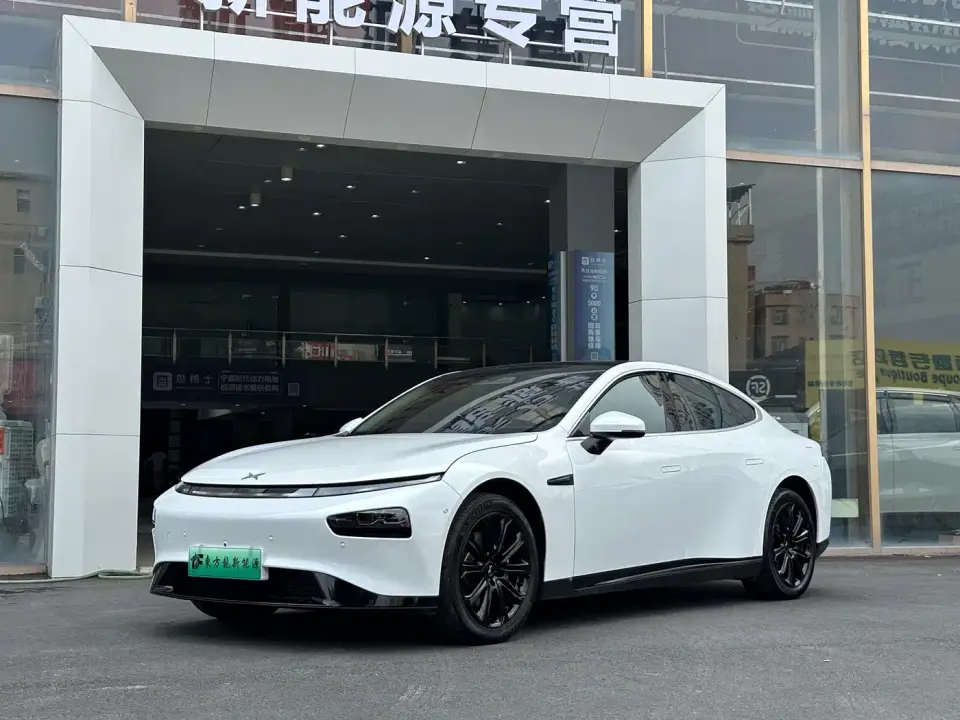 XPeng P7 Model 586E 2021