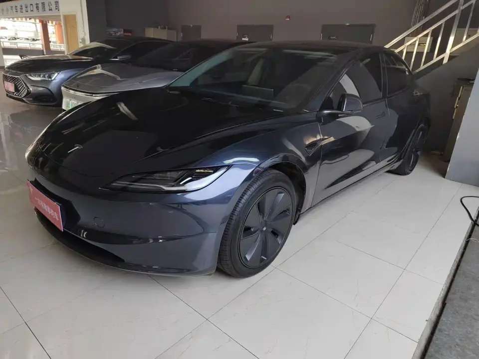 Tesla Model 3 Rear-Wheel Drive 2024