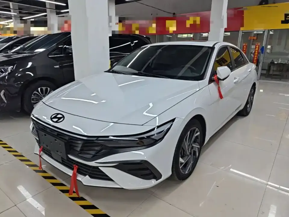 Hyundai Elantra Model 1.5L CVT LUX Premium Edition 2024
