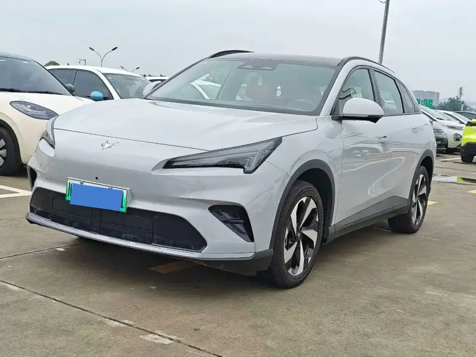 Arcfox Alpha T5 Model Extended Range Base 2025