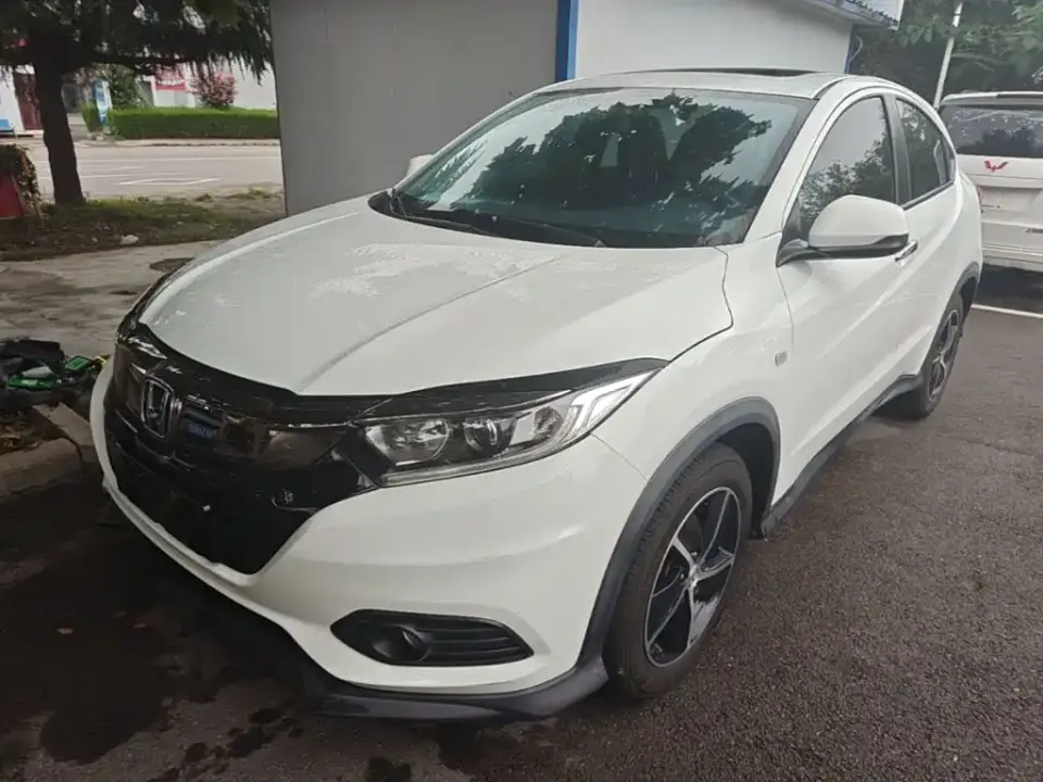 Honda Vezel 1.5L CVT Pioneer 2020