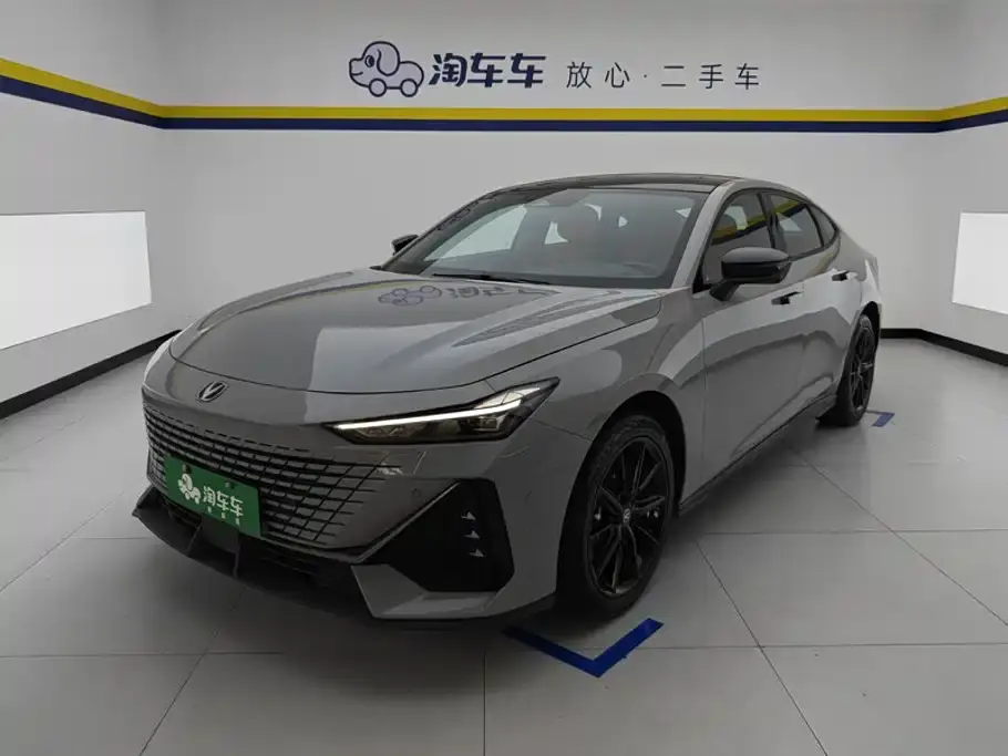 Changan UNI-V iDD Smart Electric iDD 1.5T 113km Smart Cool Type 2023