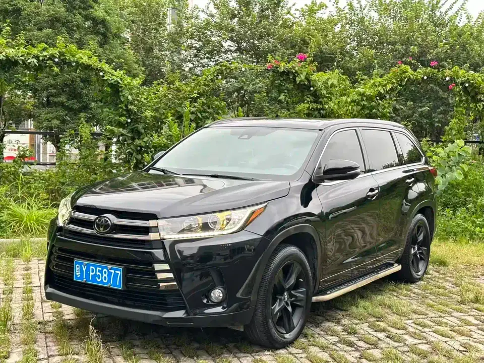 Toyota Highlander Model 2.0T 4WD Knight Edition 7-Seater China VI 2020