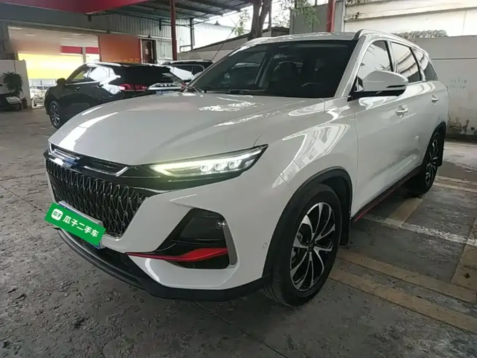 Changan Oshan X7 PLUS Enjoy Edition 1.5T Auto Navigation 7-Seater 2023