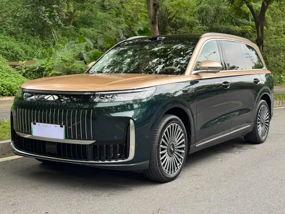 Chery Fengyun Fengyun T11 Base Model 2025