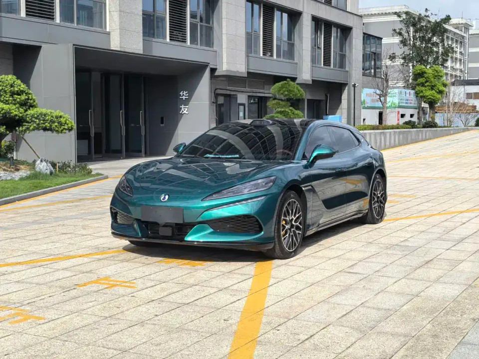 Denza Z9GT Model Flash Charge Honor Edition 2026