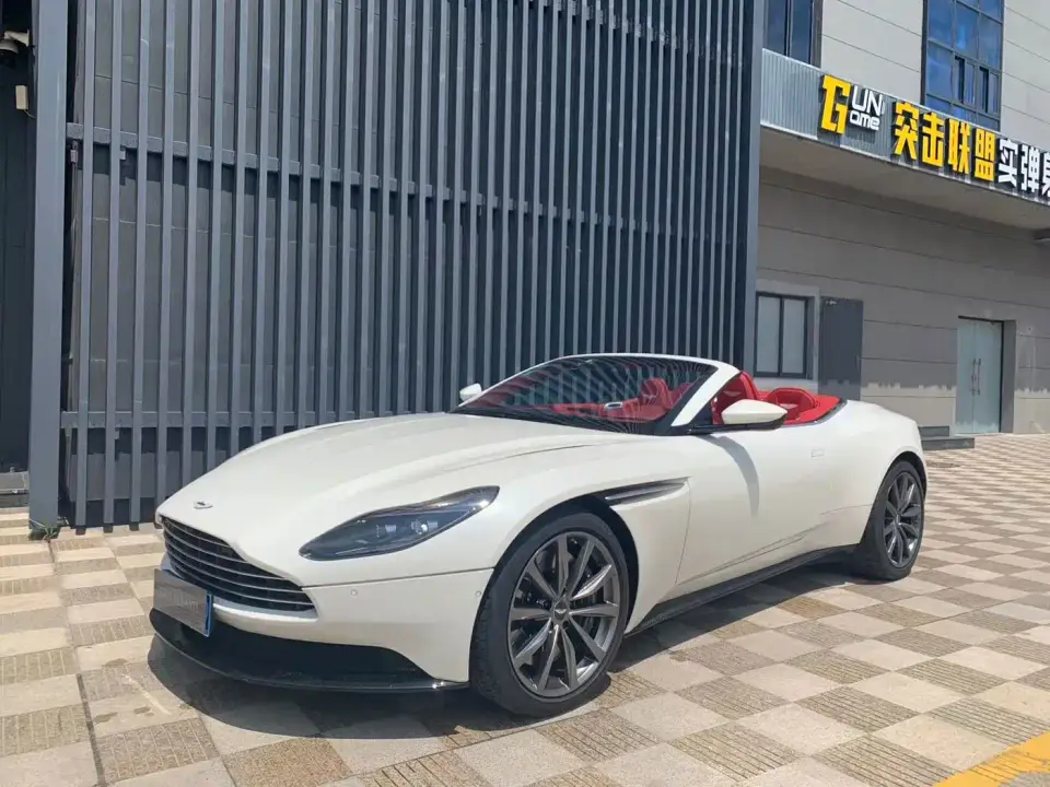 Aston Martin DB11 4.0T V8 Volante 2023