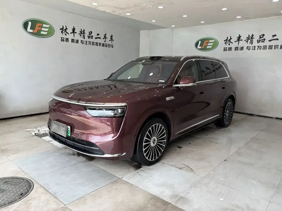 AITO Wenjie AITO M8 Model Extended Range Ultra Edition 53.4kWh 5-Seater 2025