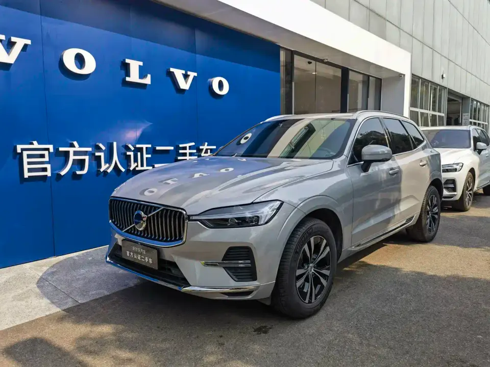 Volvo XC60 B5 AWD Zhiyi Luxury Edition 2024