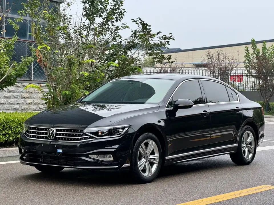 Volkswagen Magotan 2 Million Units Commemorative Edition 280TSI DSG Comfort 2023