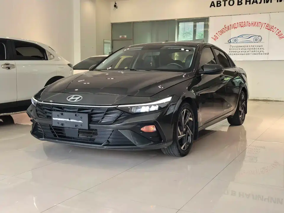 Hyundai Elantra Model 1.5L CVT LUX Premium Edition 2023