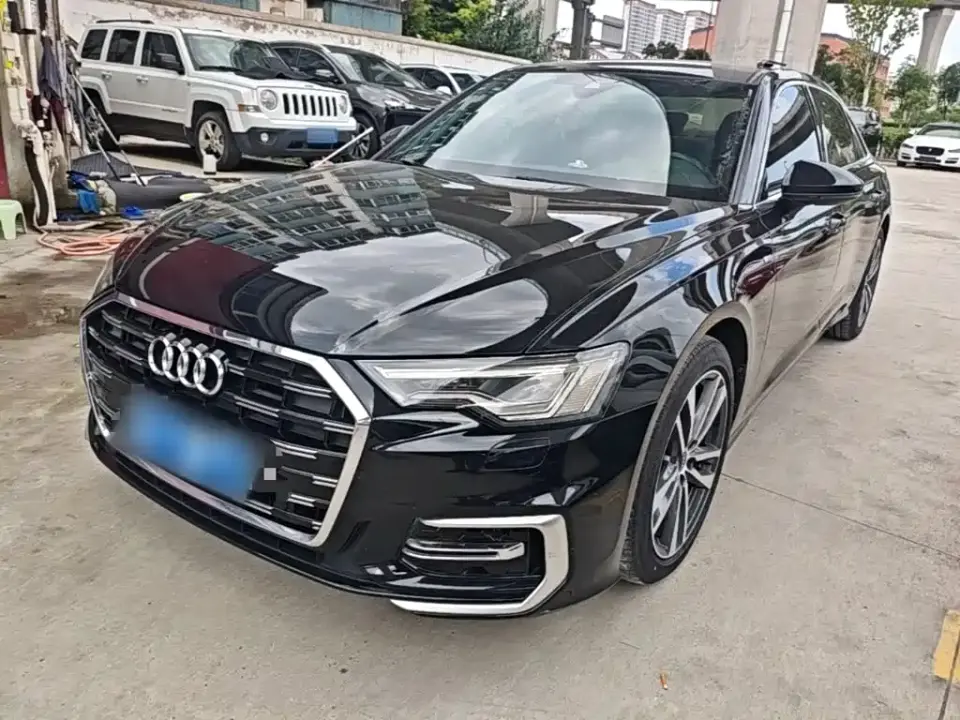 Audi A6L Facelift 40 TFSI Luxury Dynamic 2023