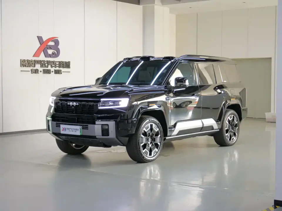 Fangchengbao Leopard 8 Zhiyong Flagship 7-Seater 2025
