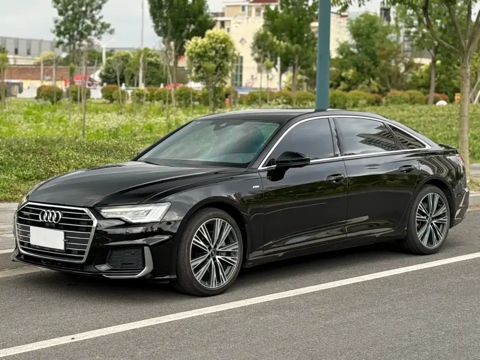 Audi A6L 40 TFSI Luxury Dynamic 2022