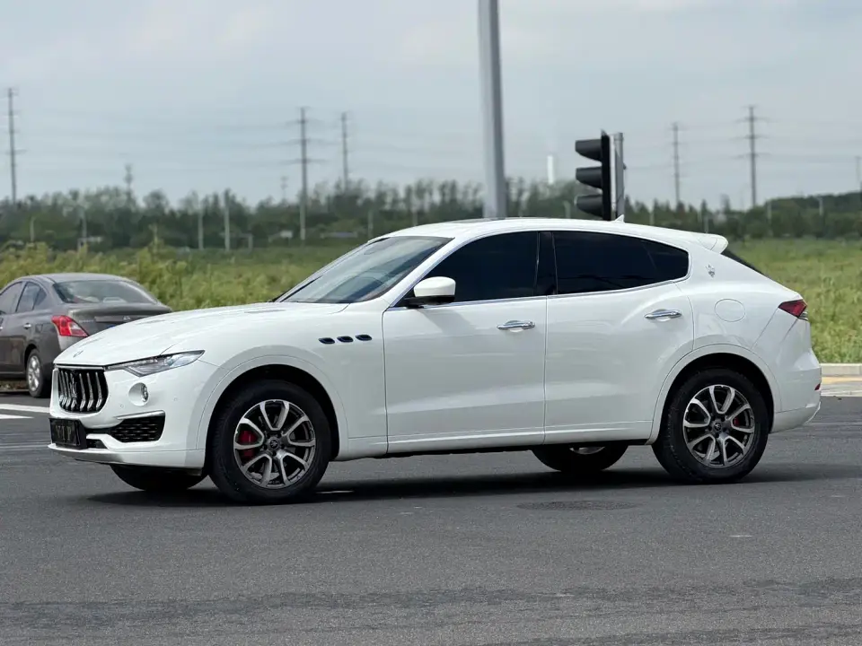 Maserati Levante 2.0T GT Edge Edition 2022