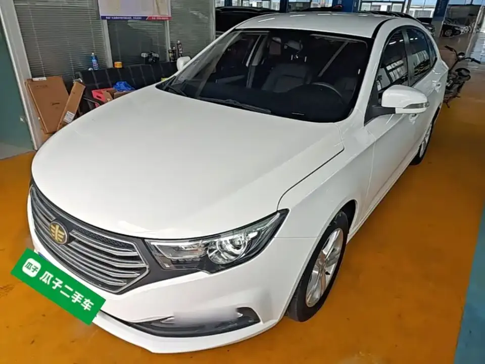 Besturn B30 1.6L Automatic Comfort 2020