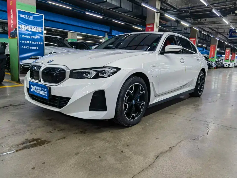 BMW i3 eDrive 35 L 2024