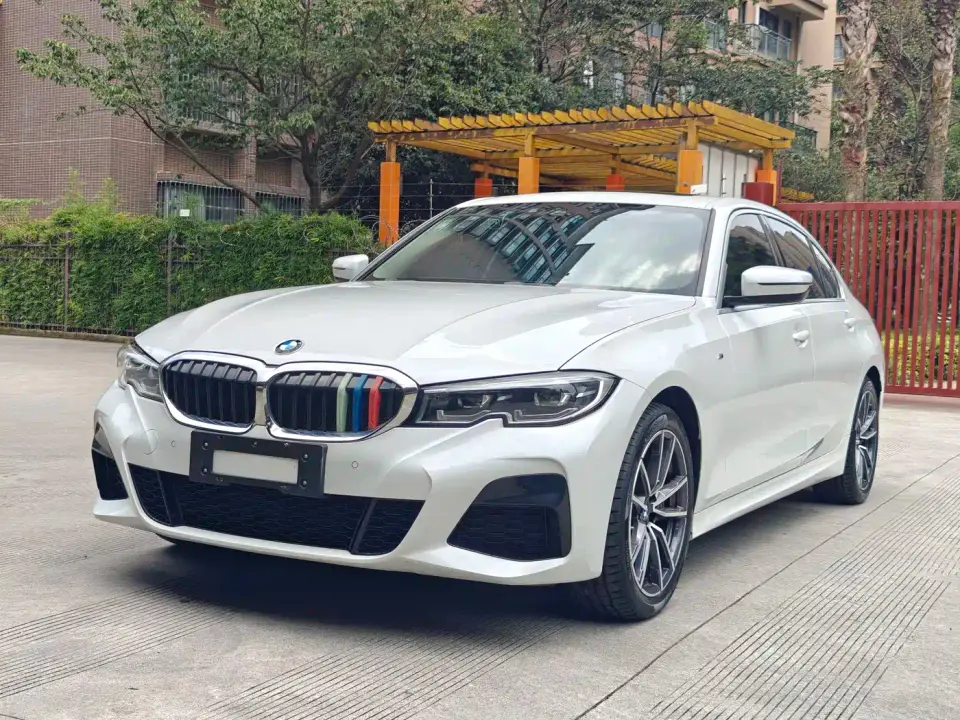 BMW 3 Series 325Li M Sport Package 2022
