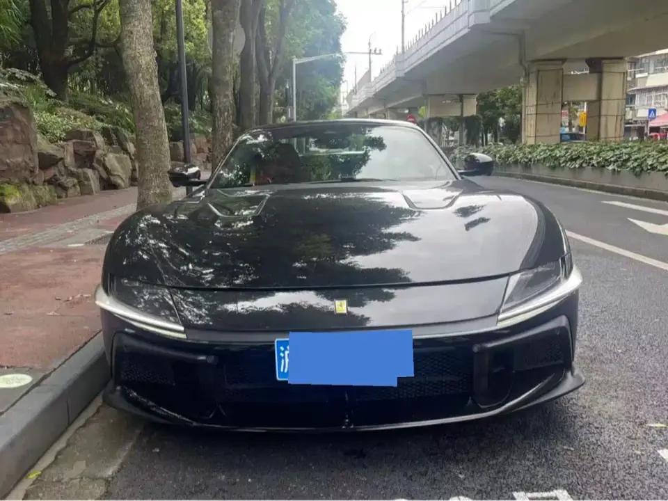Ferrari 12Cilindri 6.5L Spider 2026