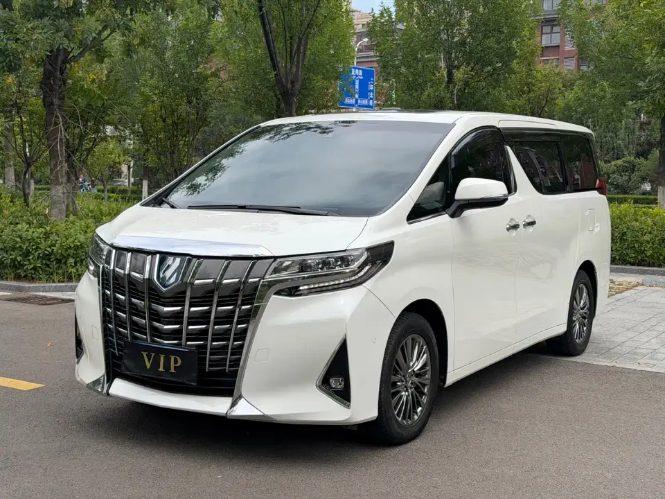 Toyota Alphard Hybrid 2.5L Premium 2024