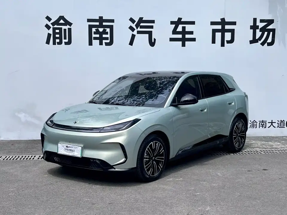 Arcfox T1 425 Mid-range Version 2025