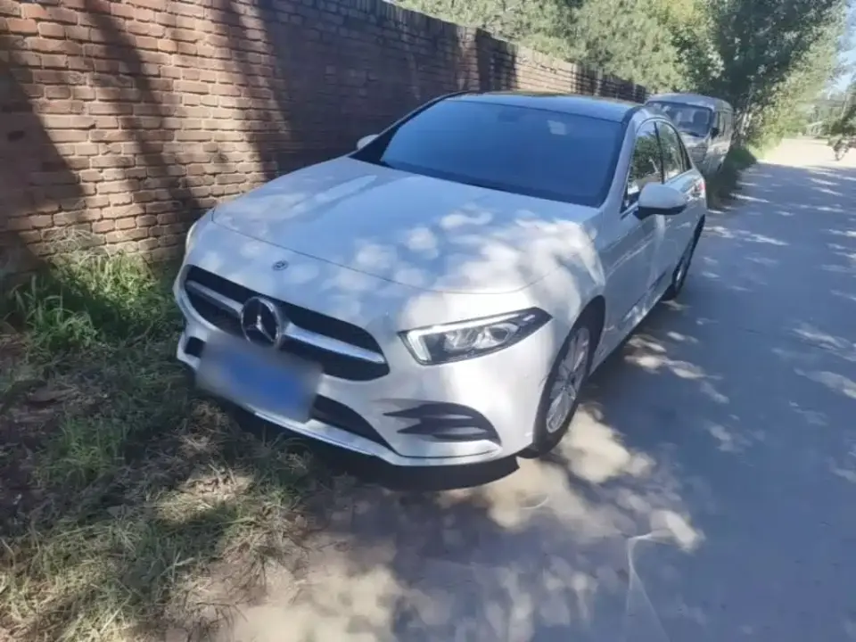 Mercedes-Benz A-Class A 200 L Sport Sedan Fashion Edition 2021