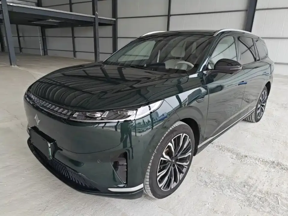 Dongfeng Yipai eπ008 210Ultra Ruyi Edition 6-Seater 2025